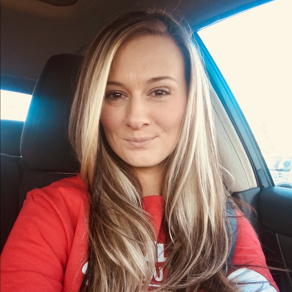 Meet your Posher, Alyssa